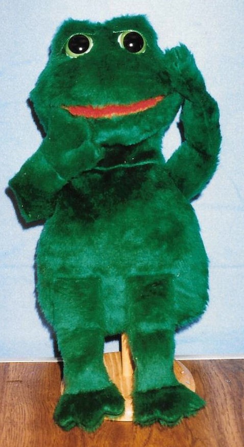 green bullfrog puppet