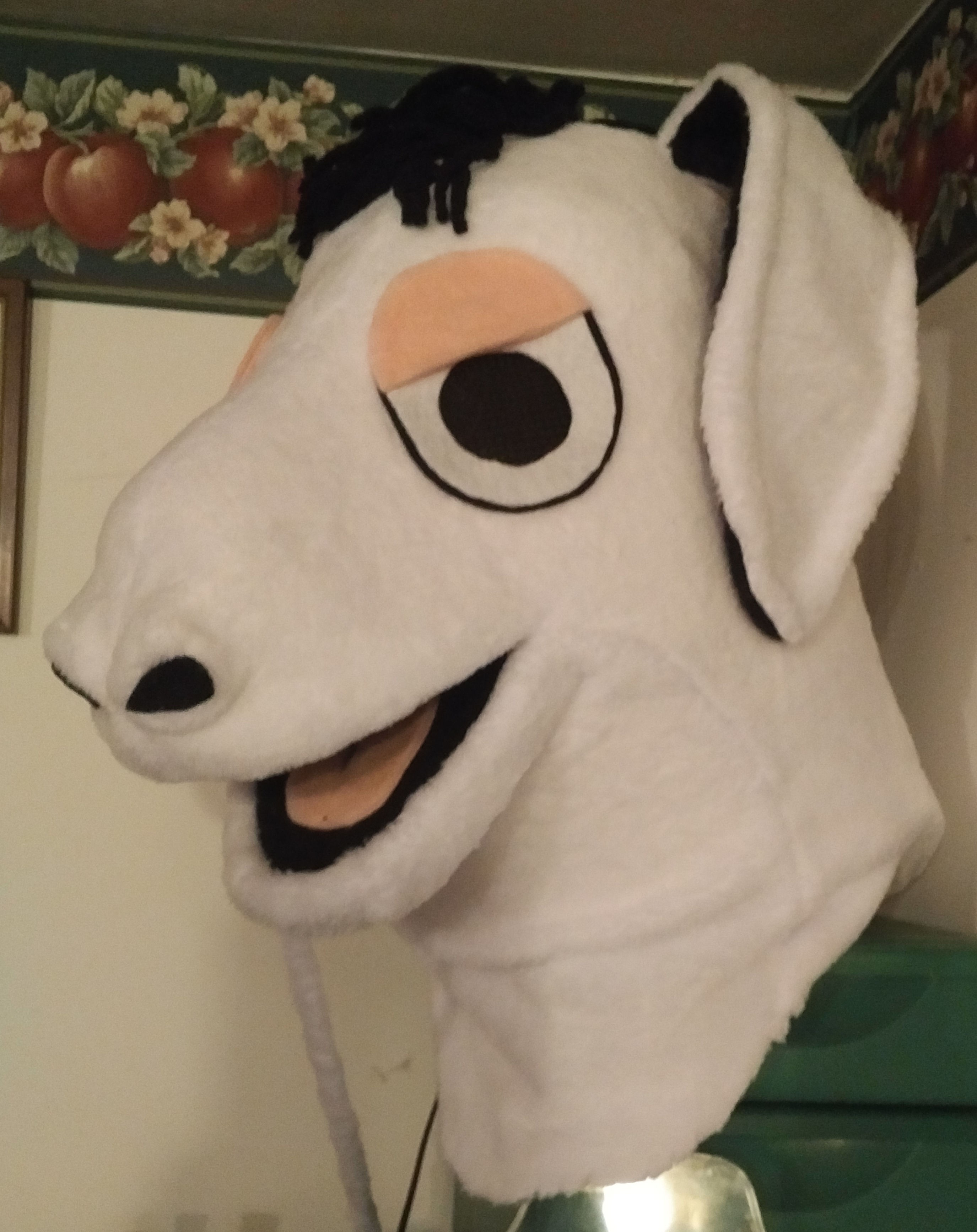 blklt white donkey head
