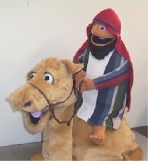 Wiseman on Camel puppets 